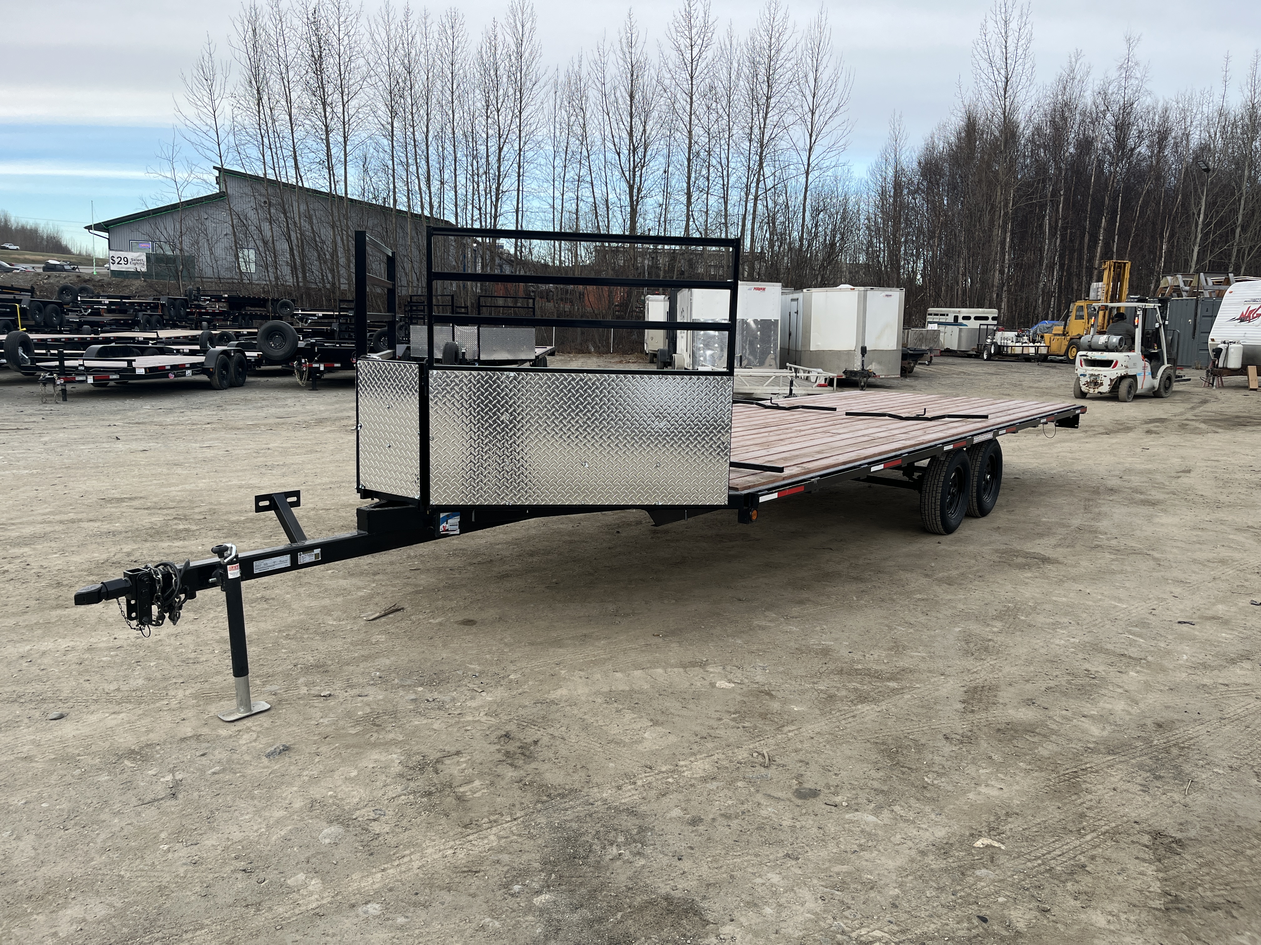 2025 Quadrax Trailers 8.5×22+3 7K Snowmachine Trailer – 8.522VNS (Black)