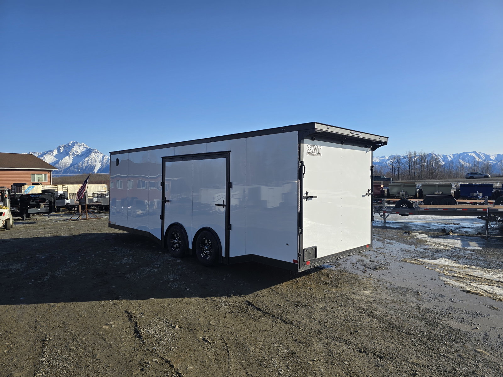 2026 Covered Wagon Trailers, LLC 8.5×26 (24+2) 10K Enclosed – CW8.5X24TA3 – 93502-WHT-RSD-BOP-ESC (White)