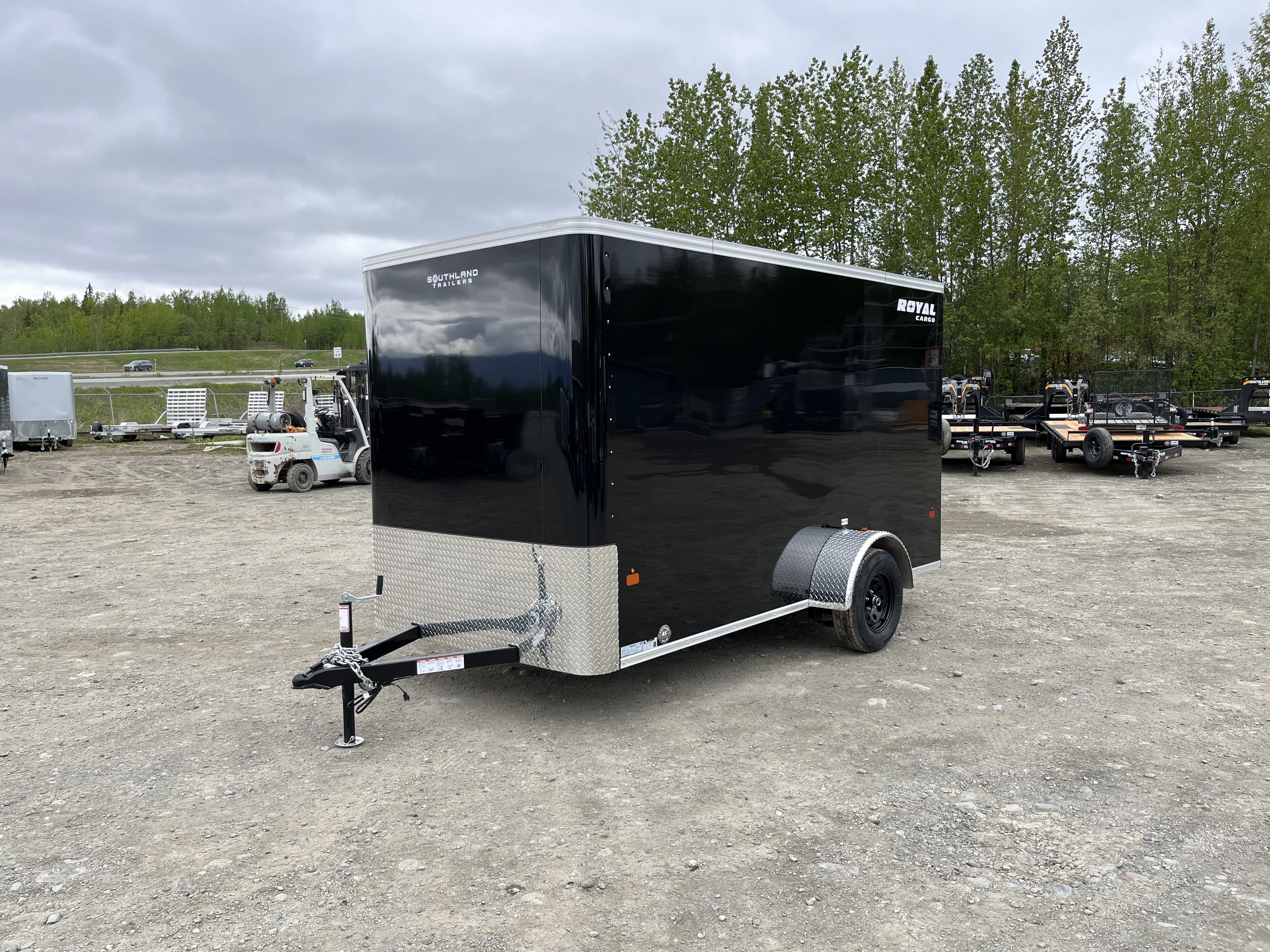 2026 Royal Cargo Trailers 6×12 3K Enclosed – LCHS29-612F-78 RAMP – 25527-BLK-CSD-2KDX4 (Black)