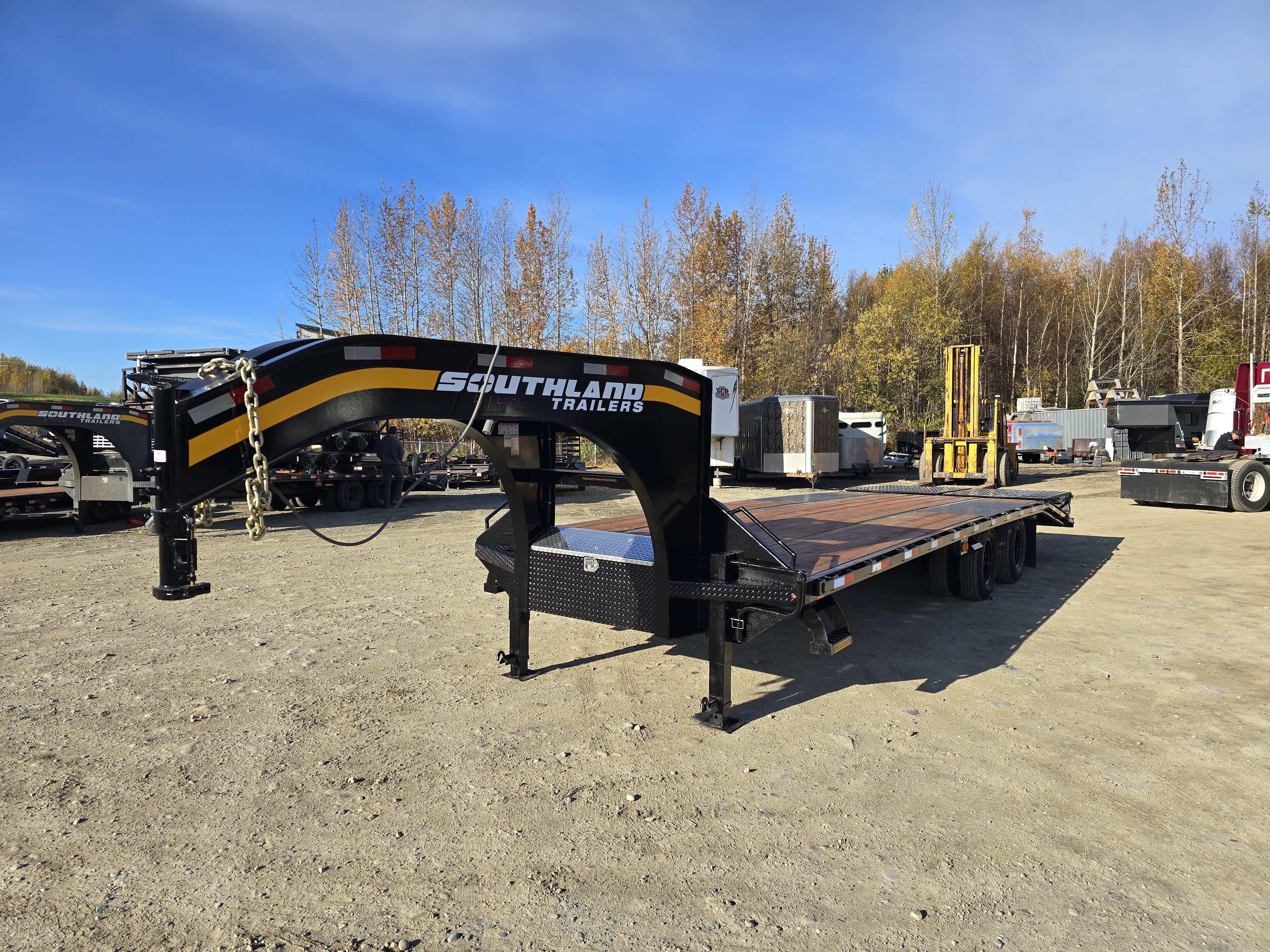 2026 Southland Trailers 8.5×28 (22+6) 25K Gooseneck – ETGT10-22 BT (Black)