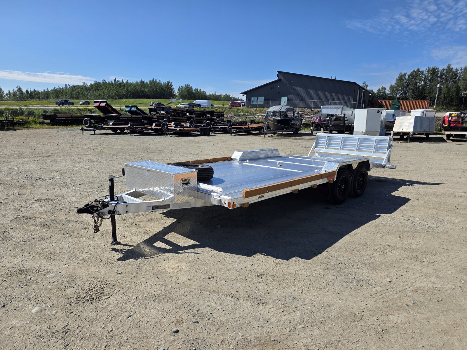 2023 Triton Trailers 7×20 10K Aluminum Car Hauler – EHHD20 (Silver)